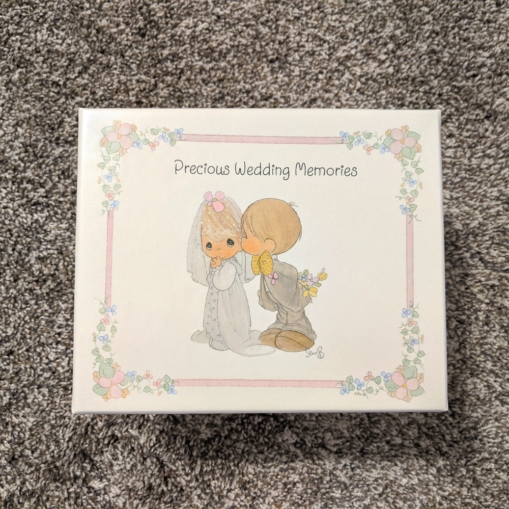 Wedding photo holder, Precious Moments